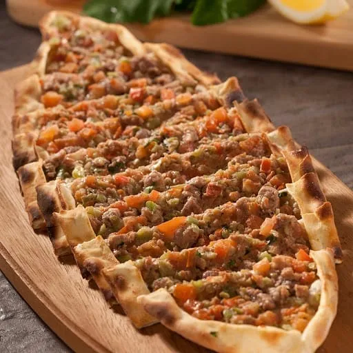 Kuşbaşılı Pide - Geleneksel Pideler